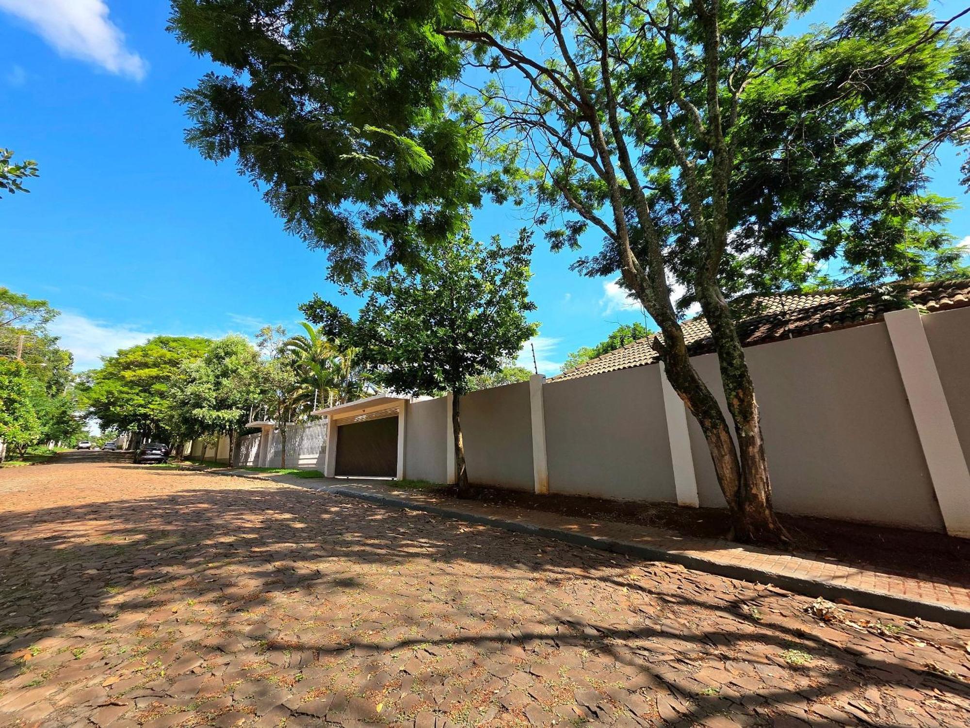 7 Quartos - Otima Area De Lazer Prox Centro E Cataratas *