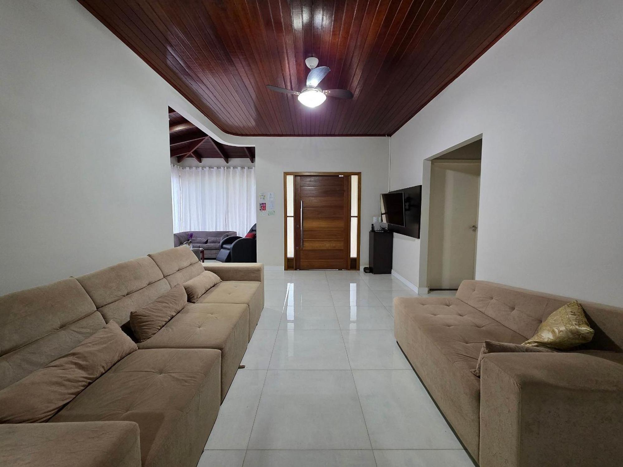 Casa de férias 7 Quartos - Otima Area De Lazer Prox Centro E Cataratas